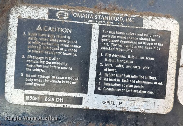 image for item EG2238 2011 Ford F750 Super Duty chipper truck