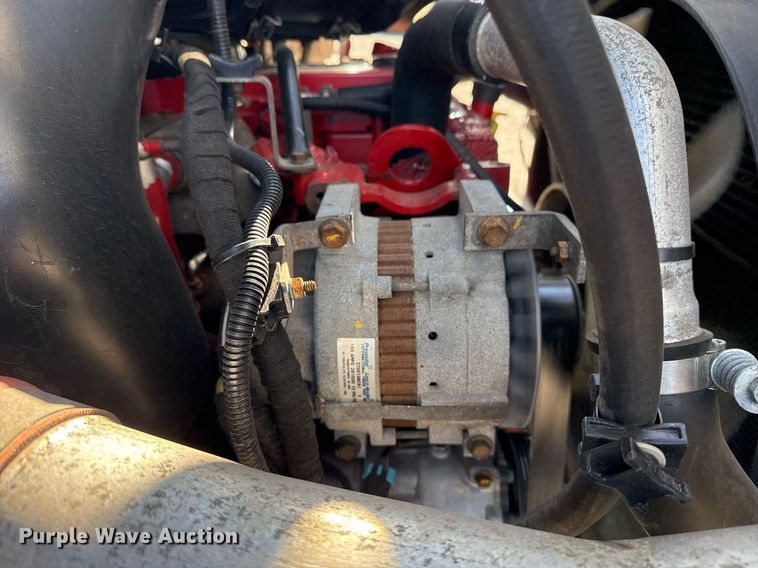 image for item EG2238 2011 Ford F750 Super Duty chipper truck