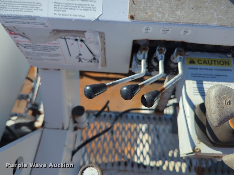 image for item EG2281 2009 Ford F750 Super Duty digger derrick truck