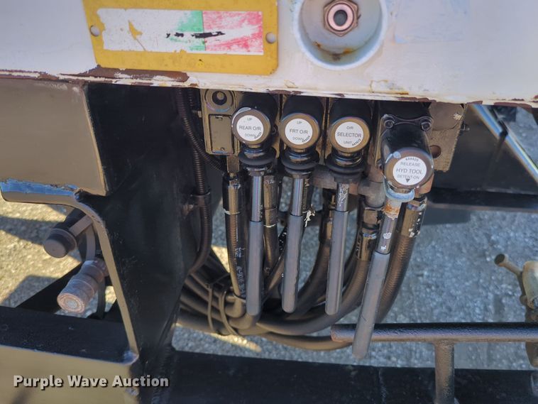 image for item EG2281 2009 Ford F750 Super Duty digger derrick truck