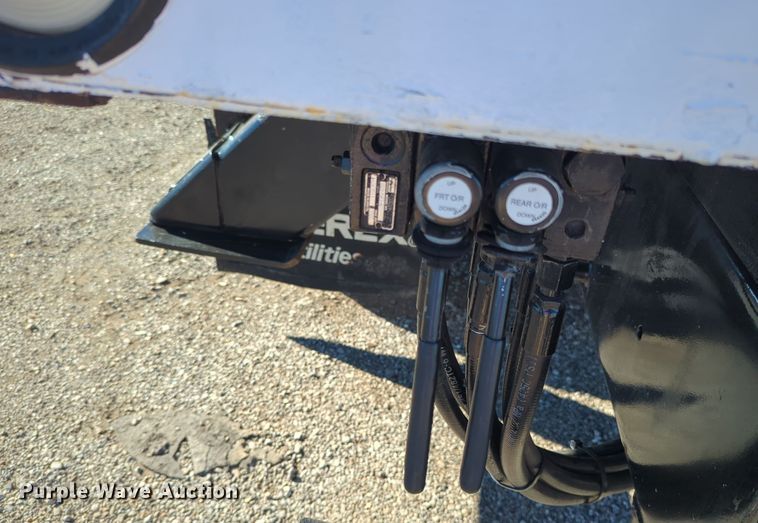 image for item EG2281 2009 Ford F750 Super Duty digger derrick truck