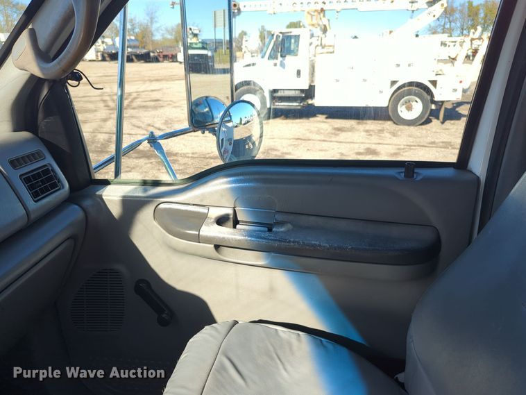 image for item EG2281 2009 Ford F750 Super Duty digger derrick truck