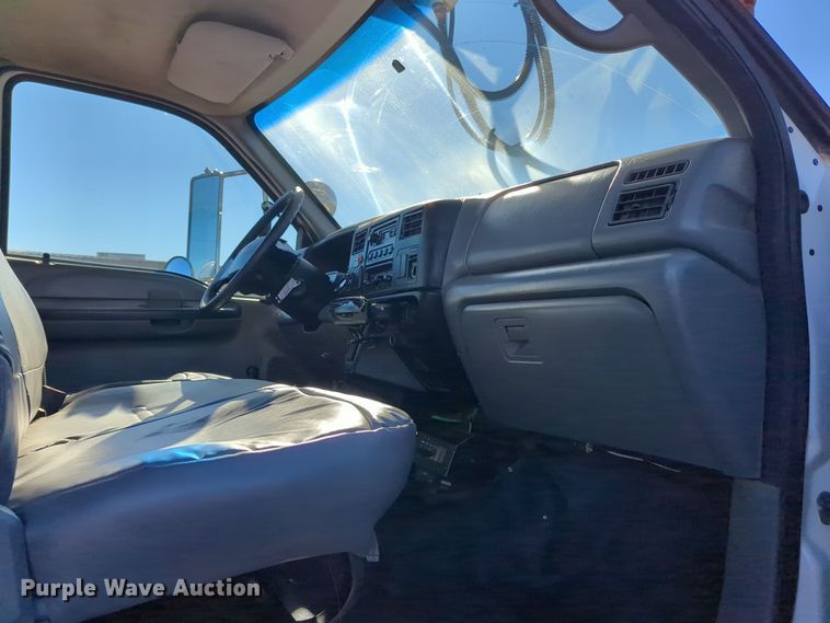 image for item EG2281 2009 Ford F750 Super Duty digger derrick truck