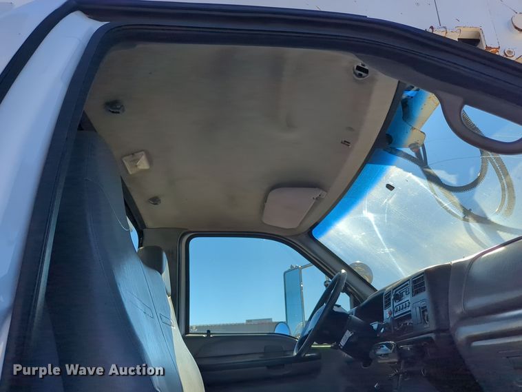 image for item EG2281 2009 Ford F750 Super Duty digger derrick truck