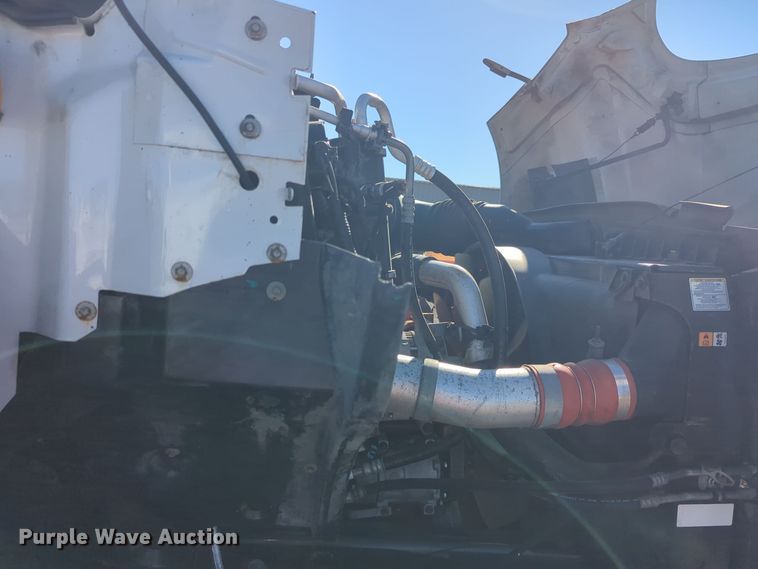 image for item EG2281 2009 Ford F750 Super Duty digger derrick truck