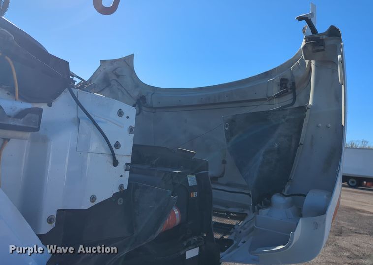 image for item EG2281 2009 Ford F750 Super Duty digger derrick truck