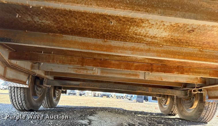 image for item EG2476 2010 Top Hat Inc utility trailer