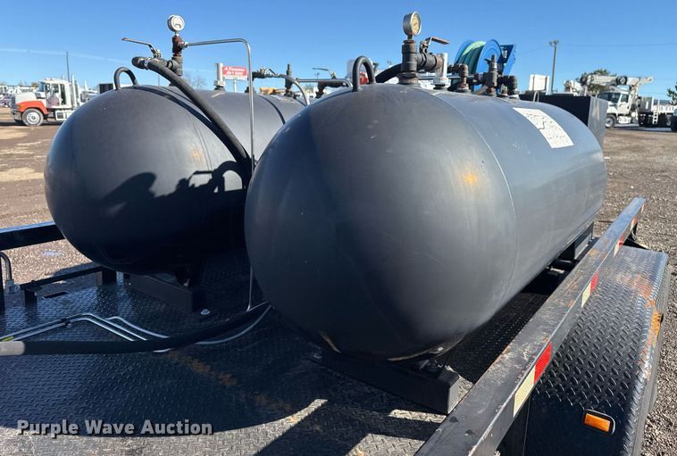 image for item EG2476 2010 Top Hat Inc utility trailer