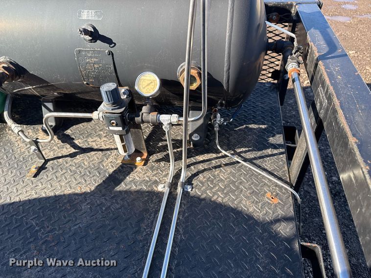 image for item EG2476 2010 Top Hat Inc utility trailer