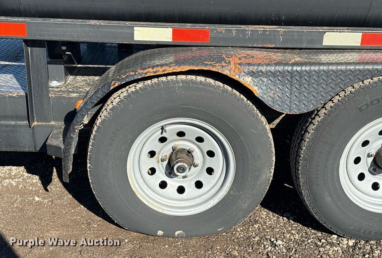 image for item EG2476 2010 Top Hat Inc utility trailer