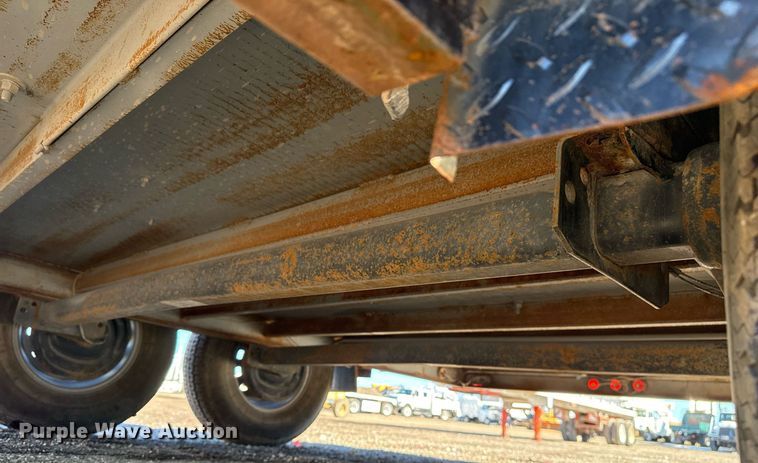 image for item EG2476 2010 Top Hat Inc utility trailer