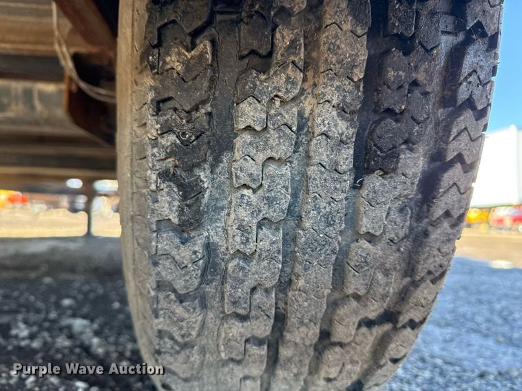 image for item EG2476 2010 Top Hat Inc utility trailer