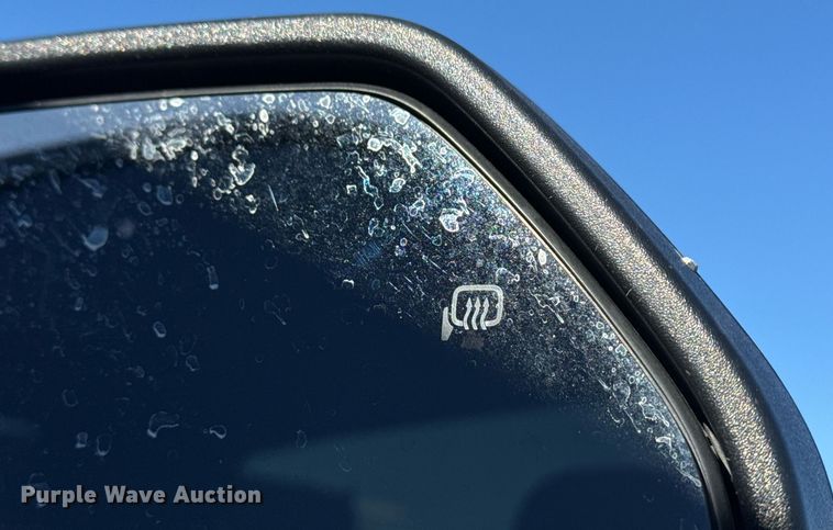 image for item EG2486 2017 Ford F450 Super Duty utility / service truck