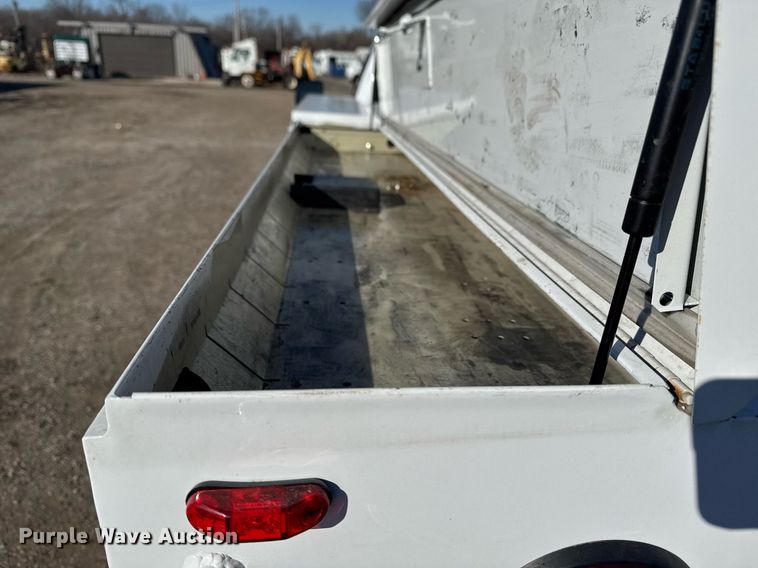 image for item EG2486 2017 Ford F450 Super Duty utility / service truck