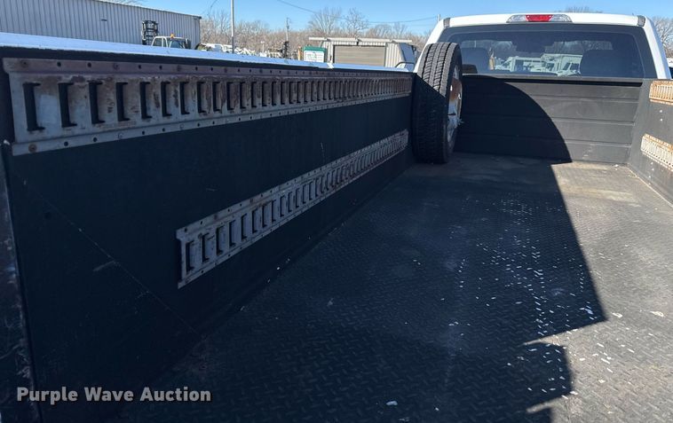 image for item EG2486 2017 Ford F450 Super Duty utility / service truck