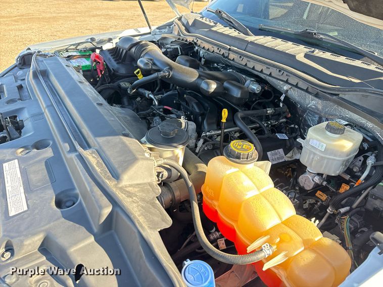 image for item EG2486 2017 Ford F450 Super Duty utility / service truck