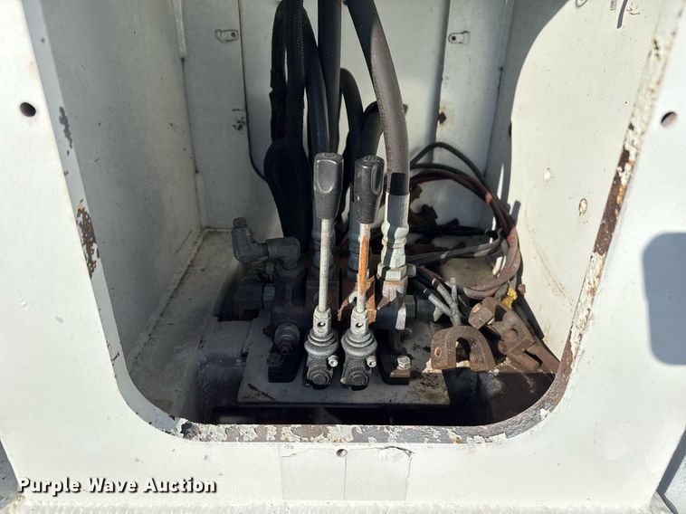 image for item EG2494 2012 Freightliner Business Class M2 Ext. Cab utility / service truck