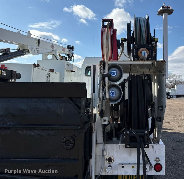 image for item EG2494 2012 Freightliner Business Class M2 Ext. Cab utility / service truck