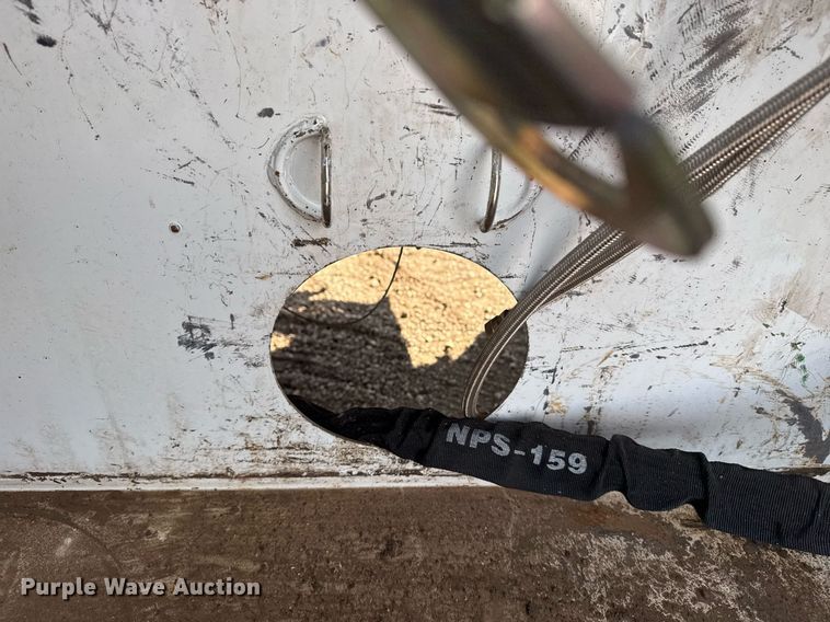 image for item EG2494 2012 Freightliner Business Class M2 Ext. Cab utility / service truck