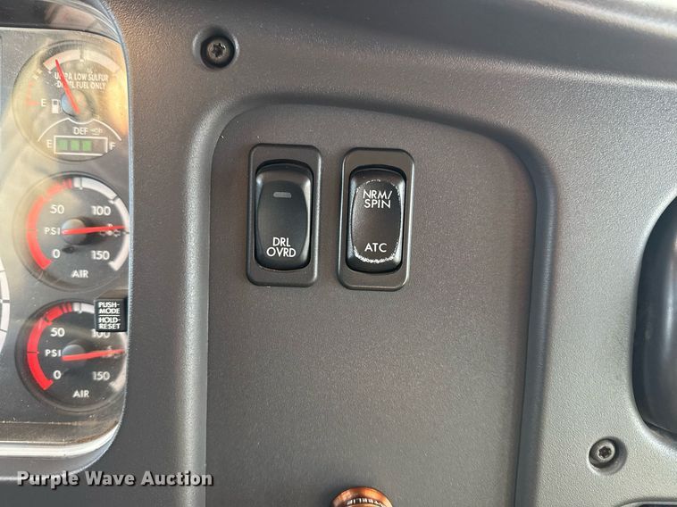 image for item EG2494 2012 Freightliner Business Class M2 Ext. Cab utility / service truck