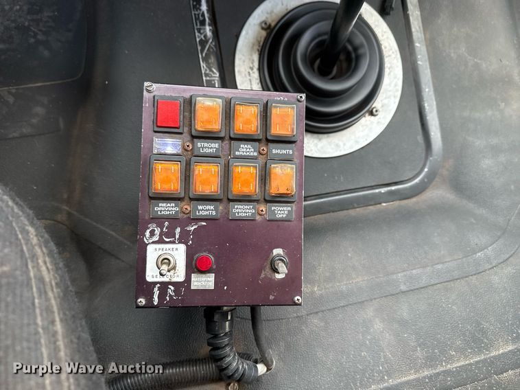 image for item EG2494 2012 Freightliner Business Class M2 Ext. Cab utility / service truck