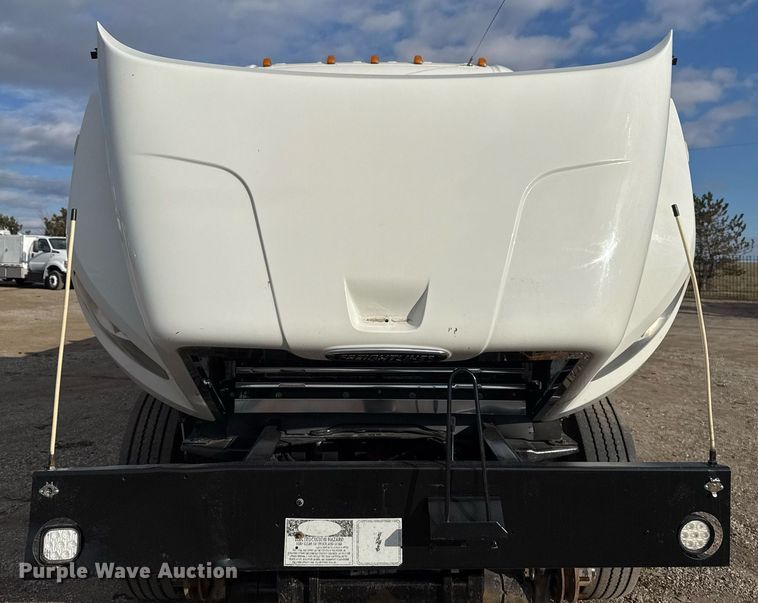 image for item EG2494 2012 Freightliner Business Class M2 Ext. Cab utility / service truck