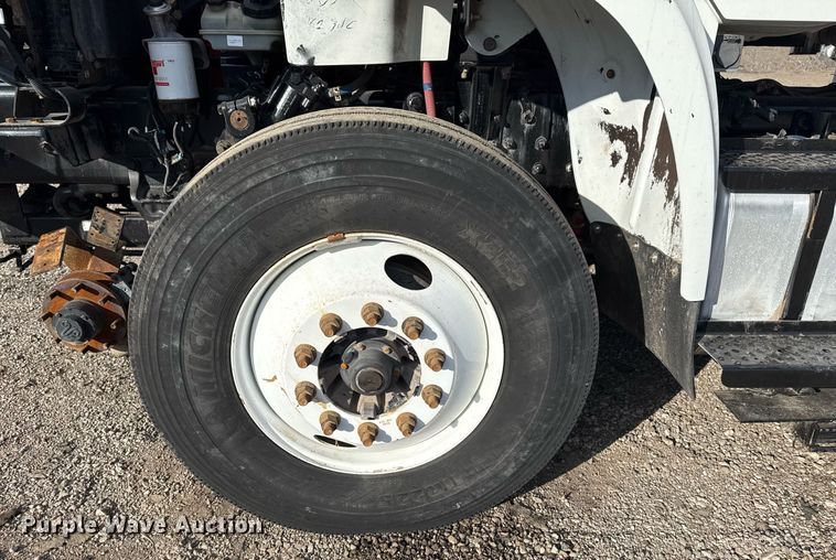 image for item EG2494 2012 Freightliner Business Class M2 Ext. Cab utility / service truck