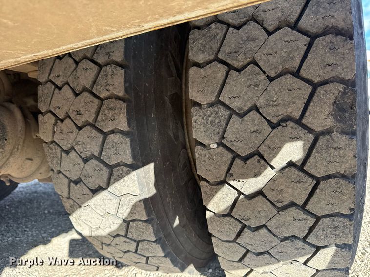 image for item EG2494 2012 Freightliner Business Class M2 Ext. Cab utility / service truck