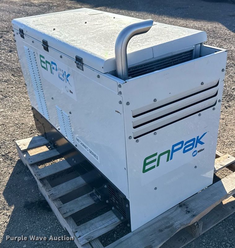 image for item EG2498 2009 Miller EnPak air compressor