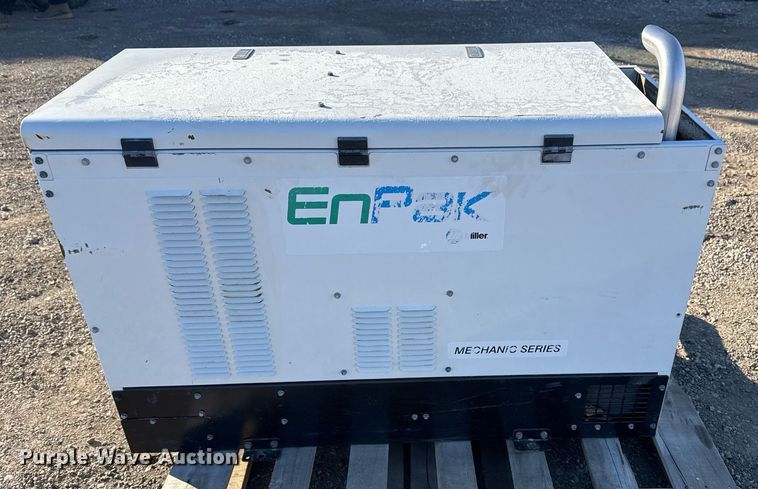 image for item EG2498 2009 Miller EnPak air compressor