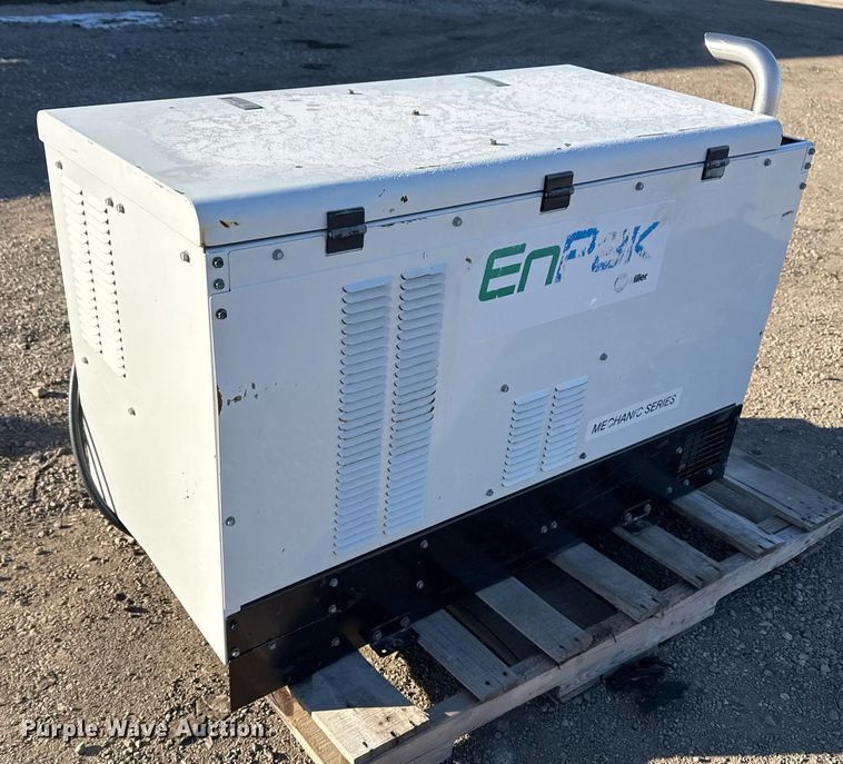 image for item EG2498 2009 Miller EnPak air compressor