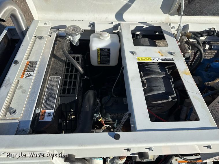 image for item EG2498 2009 Miller EnPak air compressor