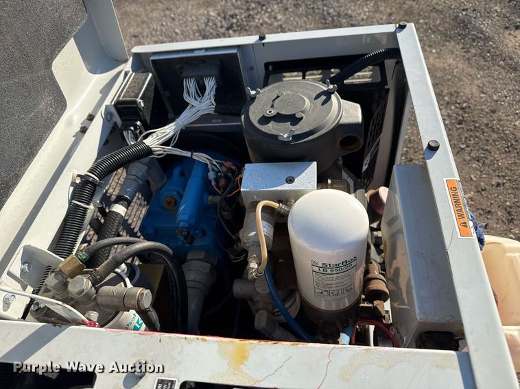 image for item EG2498 2009 Miller EnPak air compressor