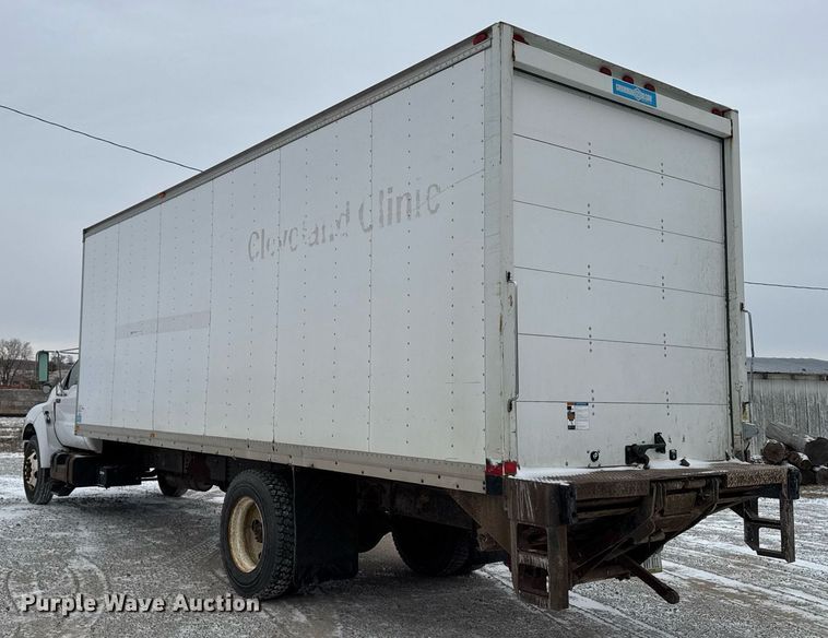 image for item EG7155 2003 Ford F650 Super Duty box truck