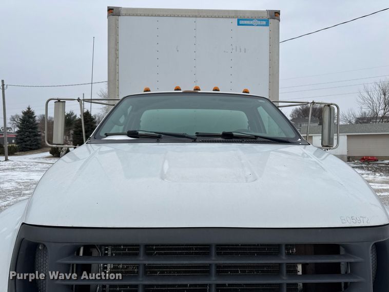 image for item EG7155 2003 Ford F650 Super Duty box truck