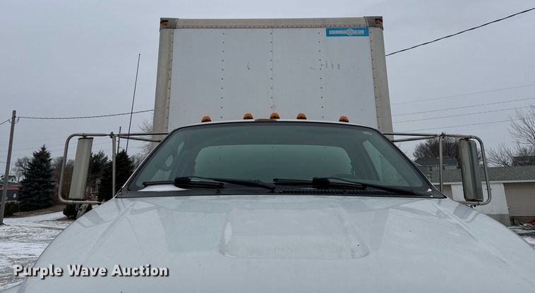 image for item EG7155 2003 Ford F650 Super Duty box truck