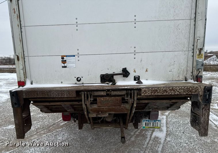 image for item EG7155 2003 Ford F650 Super Duty box truck