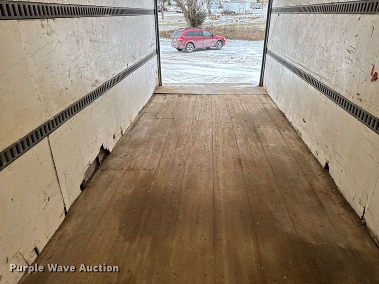 image for item EG7155 2003 Ford F650 Super Duty box truck