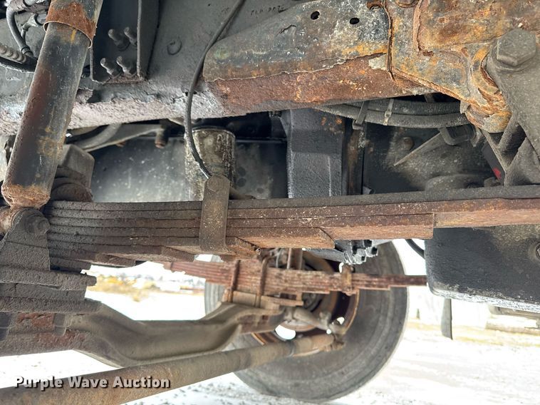 image for item EG7155 2003 Ford F650 Super Duty box truck