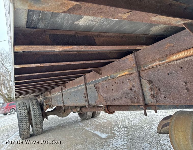 image for item EG7155 2003 Ford F650 Super Duty box truck