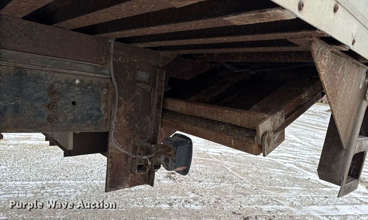 image for item EG7155 2003 Ford F650 Super Duty box truck