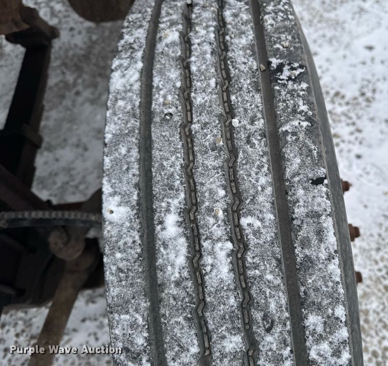 image for item EG7155 2003 Ford F650 Super Duty box truck