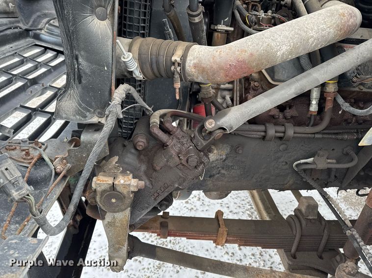 image for item EG7155 2003 Ford F650 Super Duty box truck