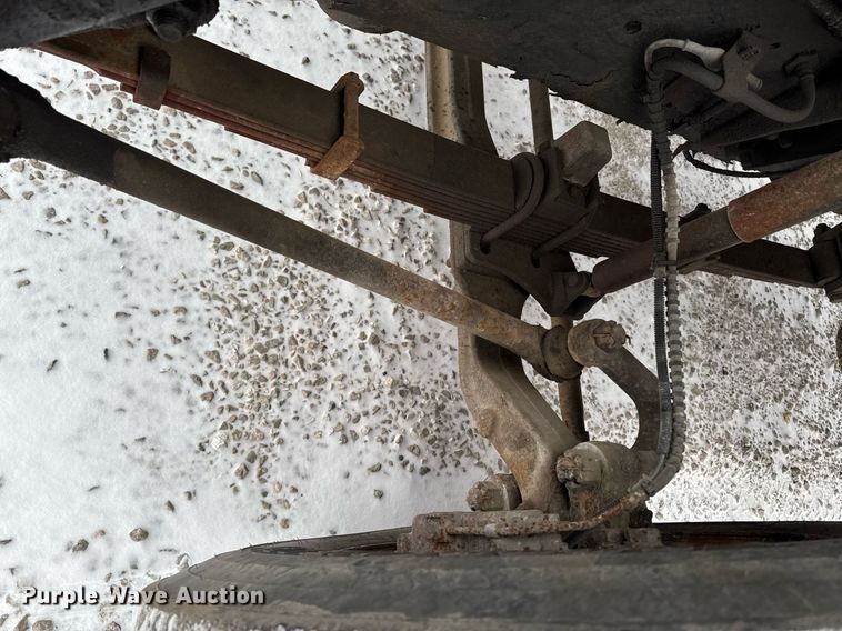 image for item EG7155 2003 Ford F650 Super Duty box truck