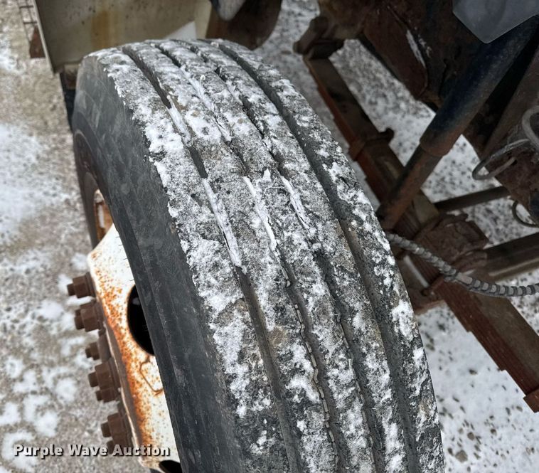 image for item EG7155 2003 Ford F650 Super Duty box truck