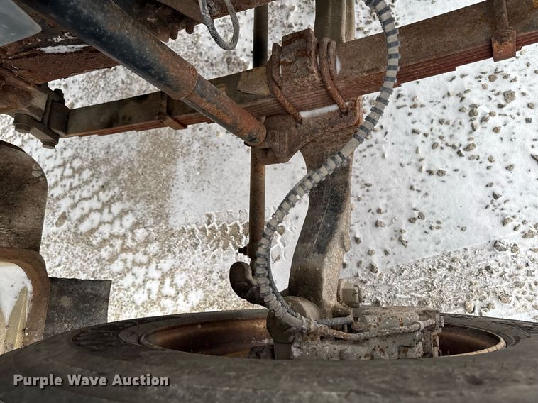 image for item EG7155 2003 Ford F650 Super Duty box truck