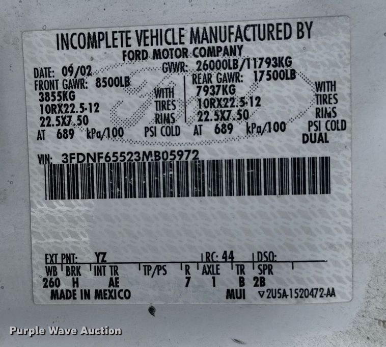 image for item EG7155 2003 Ford F650 Super Duty box truck
