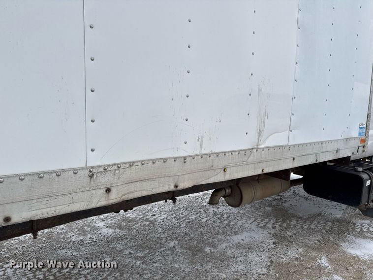 image for item EG7156 2002 Ford F650 Super Duty box truck