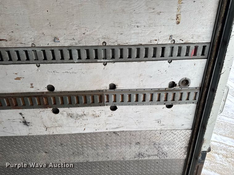 image for item EG7156 2002 Ford F650 Super Duty box truck