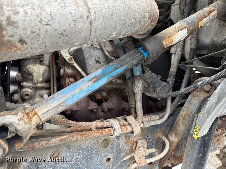 image for item EG7156 2002 Ford F650 Super Duty box truck